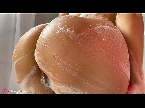 ❤️ Brunette Akuseweretsa maliseche ndi Vibrator mpaka Intense Orgasm mu Shower Zolaula pa ny.sayhentai.ru ❌️
